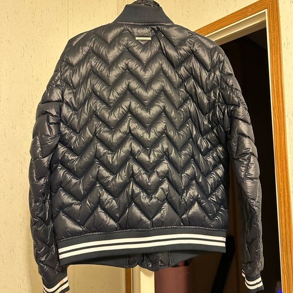 Armani Exchange Bubble Coat - Picture 2 of 2